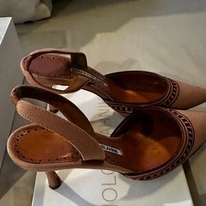 Manolo Blahnik Tan Slingback Heels